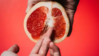 "La historia incompleta del placer", una campaña para visibilizar al clítoris "La historia incompleta del placer", una campaña para visibilizar al clítoris