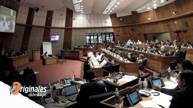 La fiscal general de Paraguay se salva de un juicio político y el ex presidente Cartes se anota una victoria