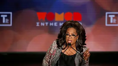 La empresa de Oprah Winfrey demanda por el podcast "Oprahdemics" La empresa de Oprah Winfrey demanda por el podcast "Oprahdemics"