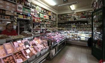 Los pequeños comercios, otras víctimas de la inflación | Consumo