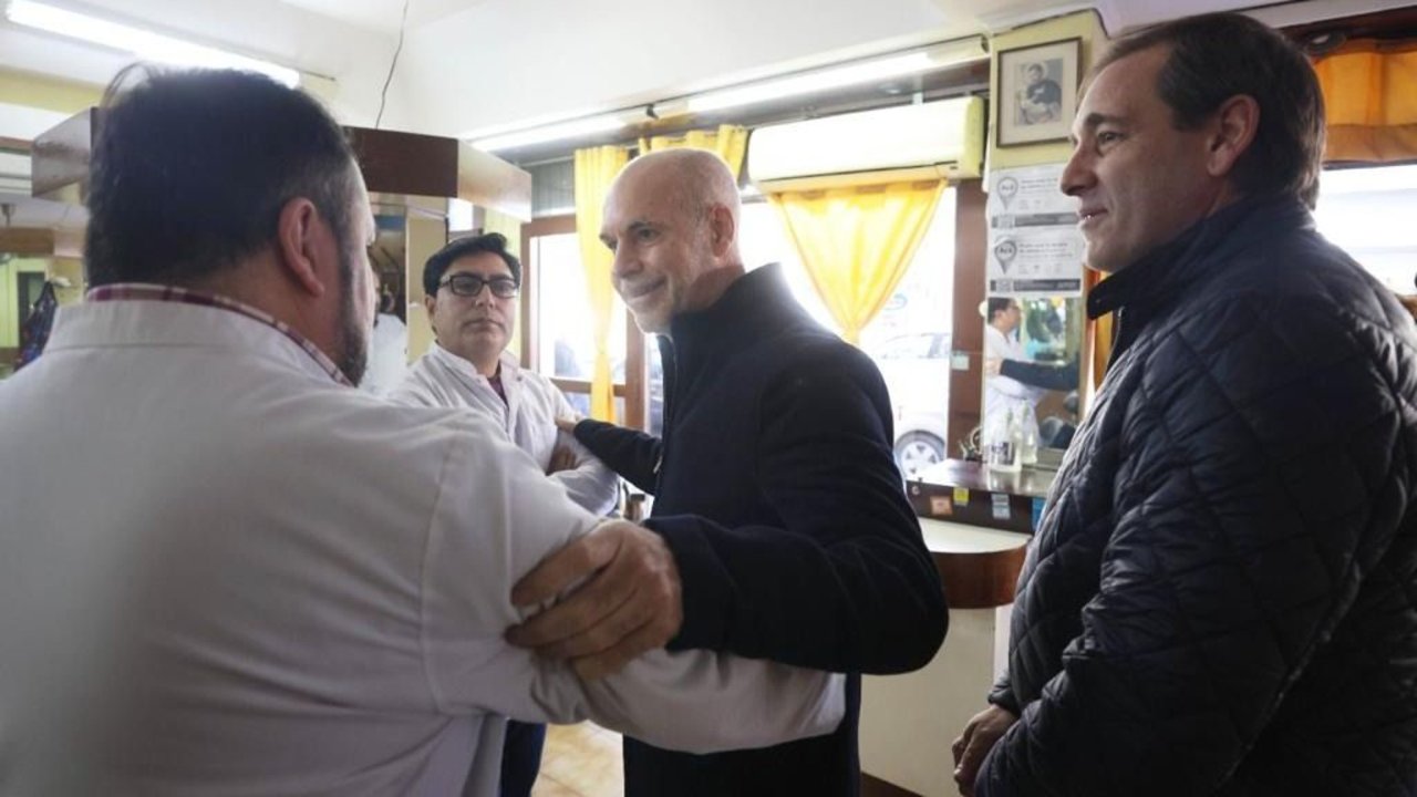 En medio de las internas de JxC, Larreta hizo recorridas por la Provincia y se mostró con un intendente Pro