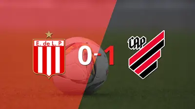 Con un marcador 1 a 0, Athletico Paranaense derrotó a Estudiantes y quedó en Semifinales Con un marcador 1 a 0, Athletico Paranaense derrotó a Estudiantes y quedó en Semifinales