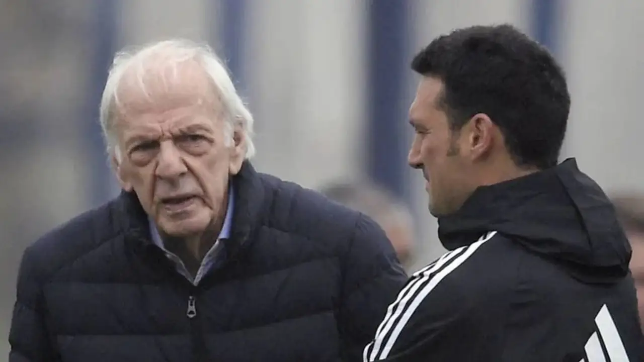 Selección Argentina, César luis Menotti, Lionel Scaloni, Claudio Tapia.
