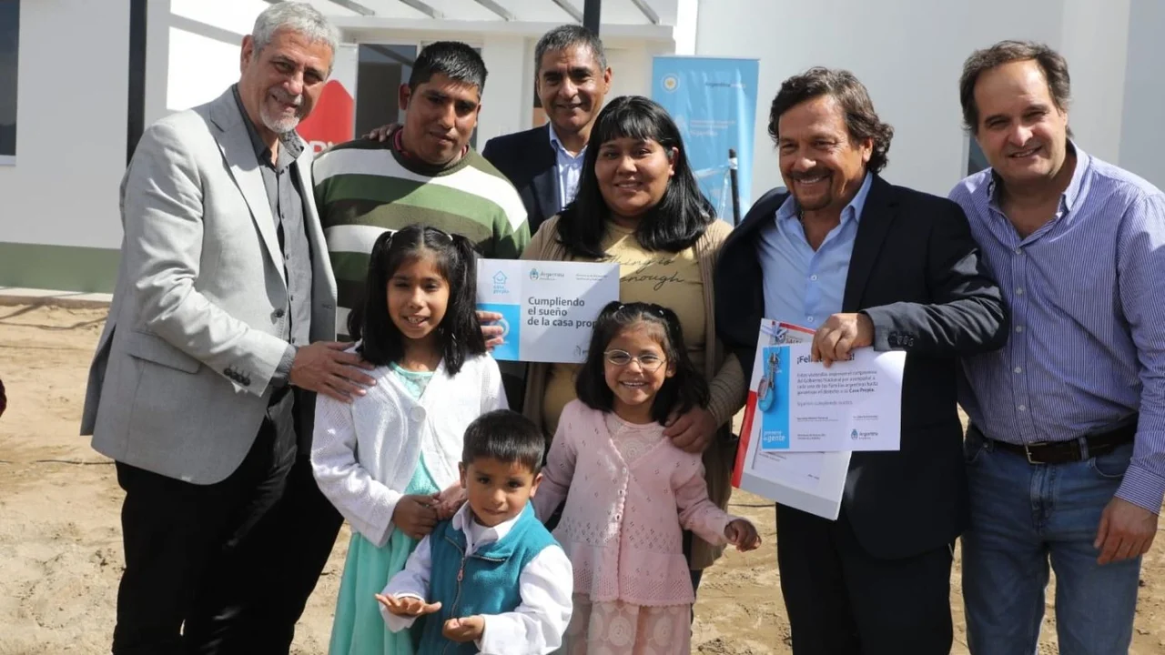 Programa Federal Casa Propia: se entregaron viviendas en Salta
