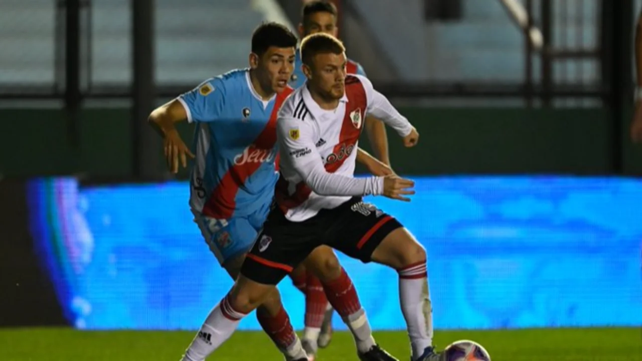 River volvió a perder puntos y no aprovechó la chance de descontar