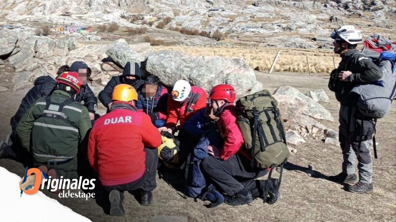 Tragedia en el cerro Champaquí: murió una adolescente rosarina y rescataron a todo un contingente de alumnos