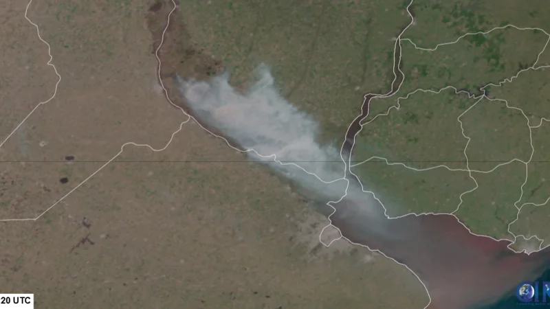 Humo en Buenos Aires por los incendios del Delta: hasta cuándo seguirá la nube y el olor