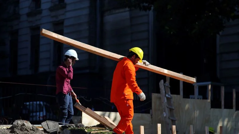 Cemento: el pronóstico récord para 2022 del titular de Construcción
