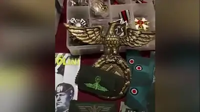 La Rural: detuvieron a un hombre por vender elementos con simbología nazi La Rural: detuvieron a un hombre por vender elementos con simbología nazi