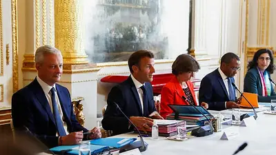 Macron advirtió que se vienen meses difíciles: "Estamos viviendo el fin de la abundancia" Macron advirtió que se vienen meses difíciles: "Estamos viviendo el fin de la abundancia"