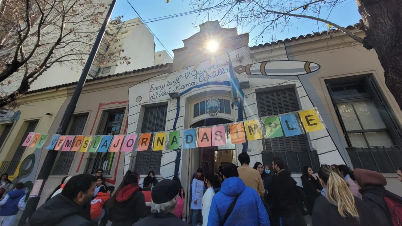 Cincuenta escuelas porteñas reclaman por el pase abrupto de jornada simple a completa
