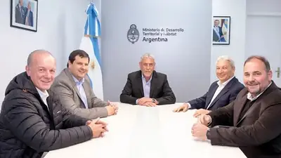 Ferraresi se reunió con el Comité Ejecutivo del Consejo Nacional de la Vivienda Ferraresi se reunió con el Comité Ejecutivo del Consejo Nacional de la Vivienda