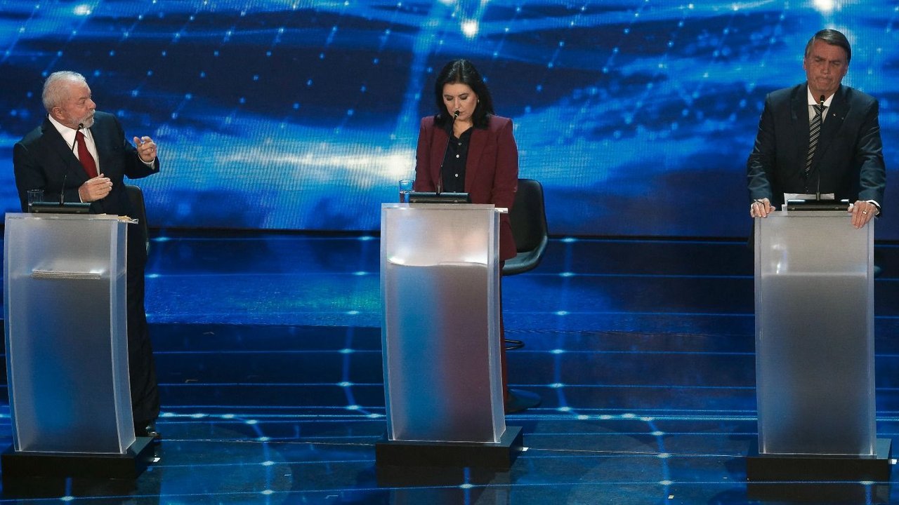 Lula y Bolsonaro se tiraron con todo desde el primer minuto del debate presidencial en Brasil