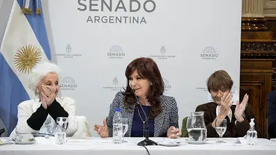 Cristina Kirchner apuntó contra la oposición: "Resuelvan su interna de otra manera" Cristina Kirchner apuntó contra la oposición: "Resuelvan su interna de otra manera"