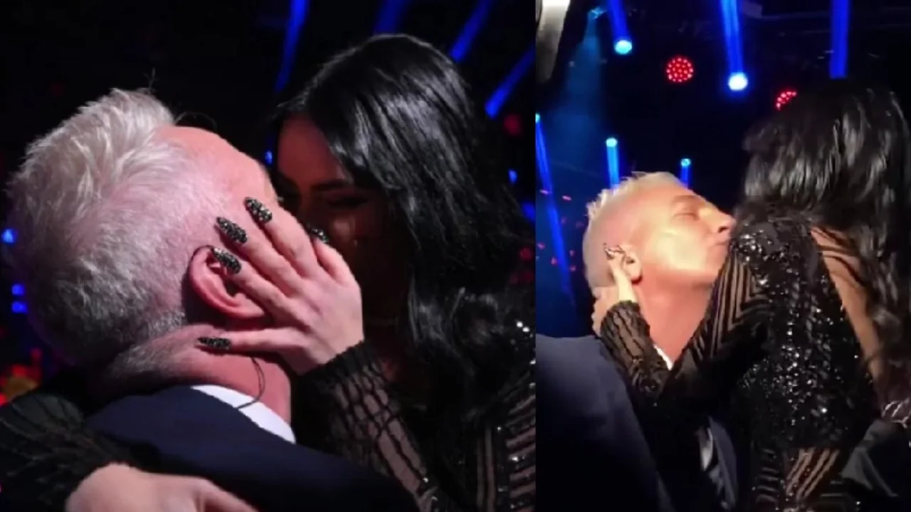 Lali Espósito besó a Marley en La Voz Argentina.