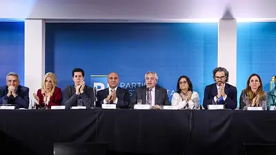 El PJ y todo el FdT se solidarizaron con Cristina Kirchner, pero aún no definieron fecha para una marcha El PJ y todo el FdT se solidarizaron con Cristina Kirchner, pero aún no definieron fecha para una marcha