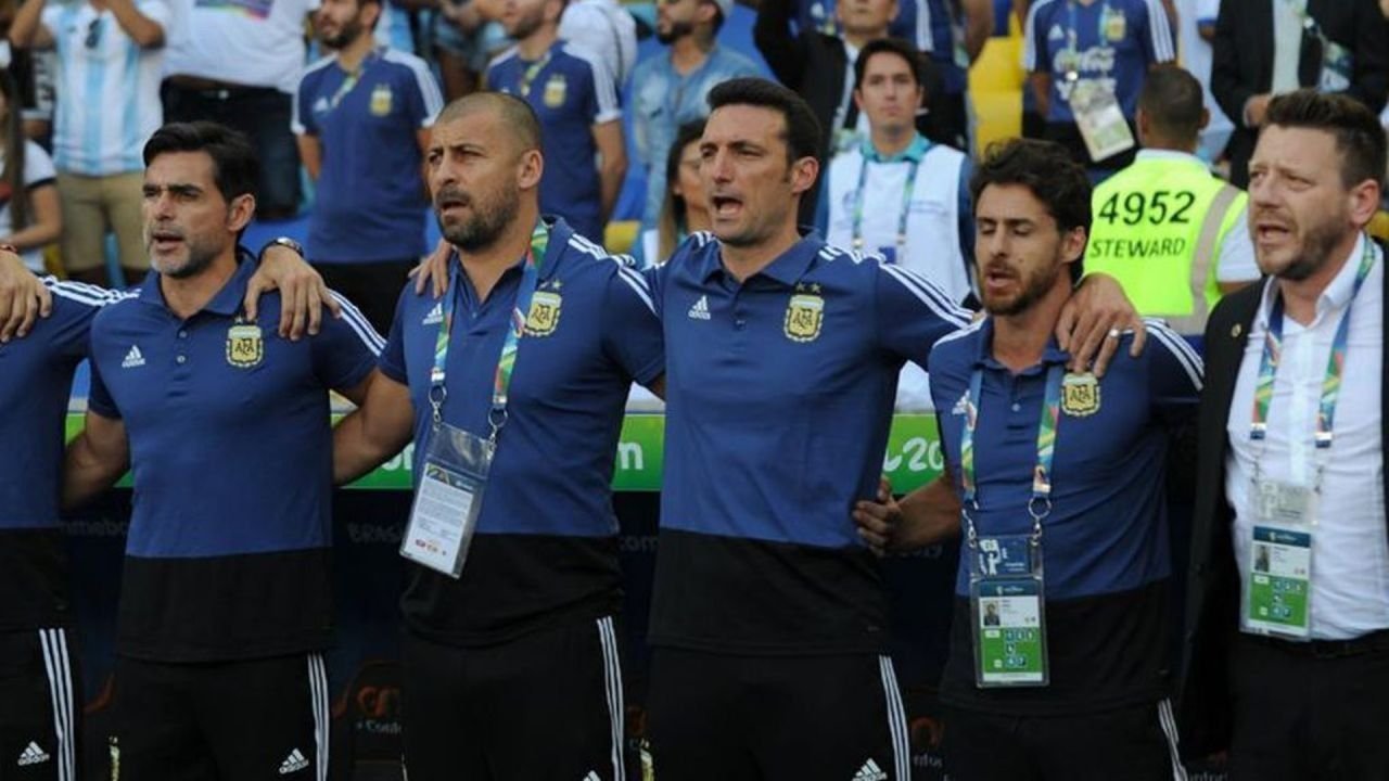 Así es el staff técnico de la selección uruguaya: fisioterapeutas