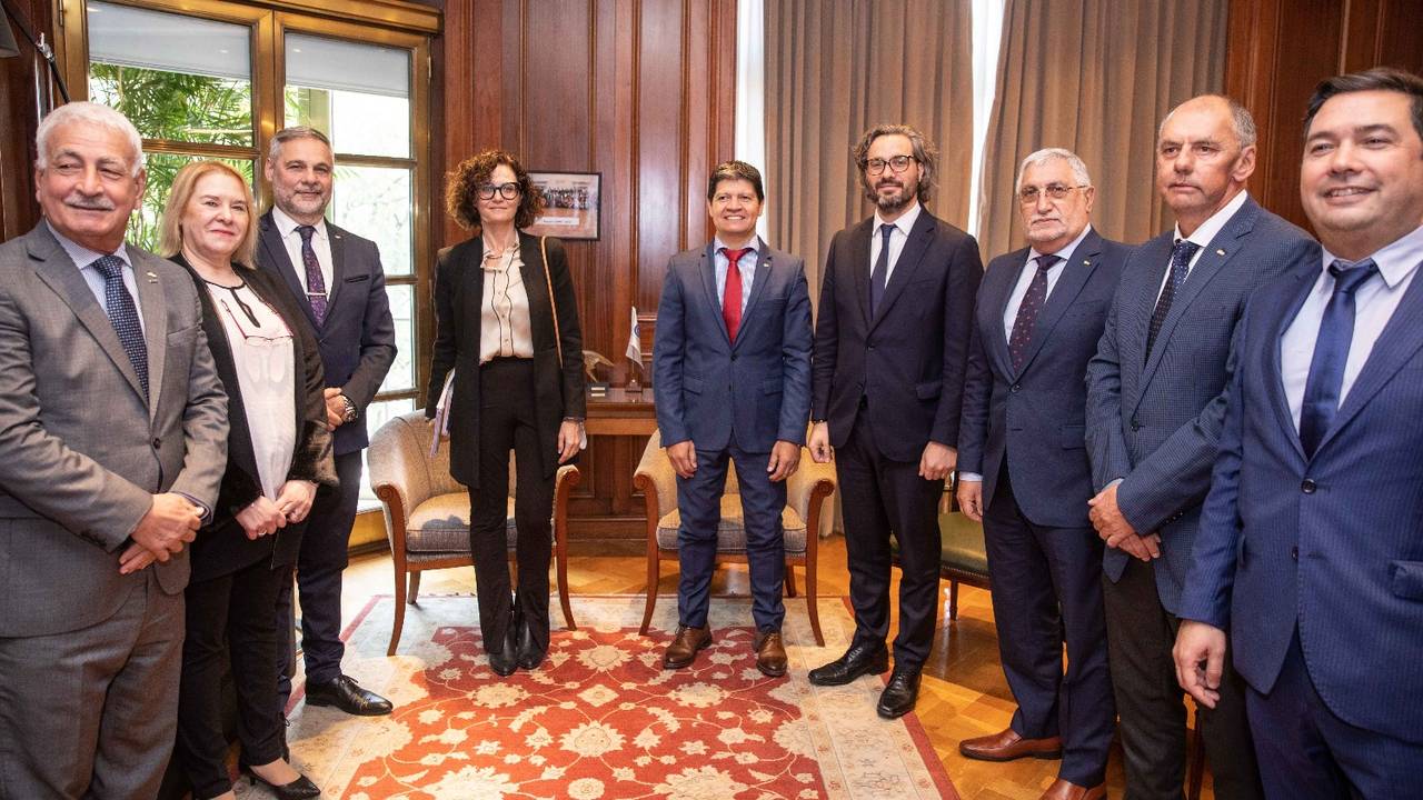 Santiago Cafiero se reunió con CAME para impulsar las exportaciones de pymes