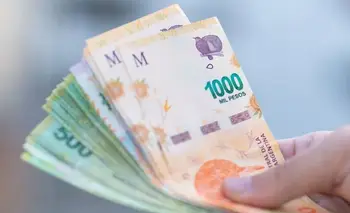 El salario mínimo ya no alcanza ni para comer al paso en Once, Retiro o Constitución | Crisis económica
