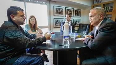 Grabois recibió al embajador de EE.UU: "Hablamos de la estafa del FMI"