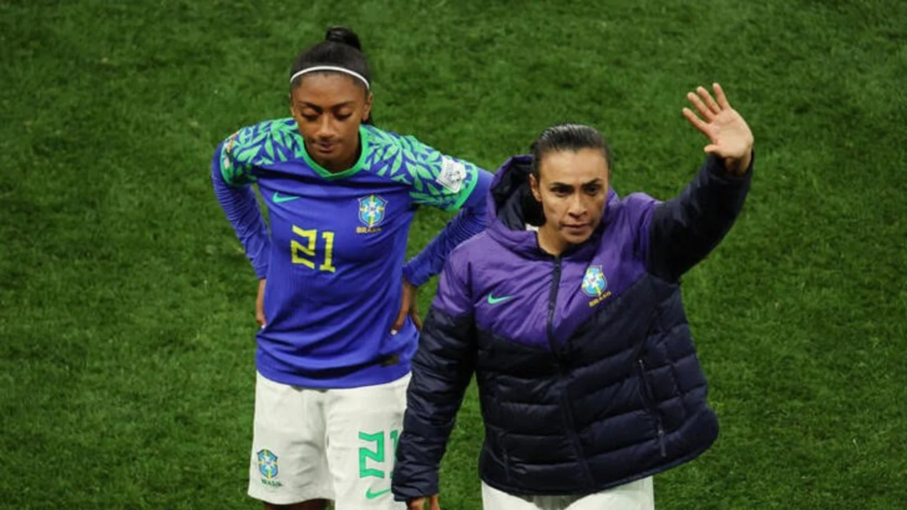 Marta se despide tras su sexto Mundial de fútbol y marca el fin de una era para Brasil