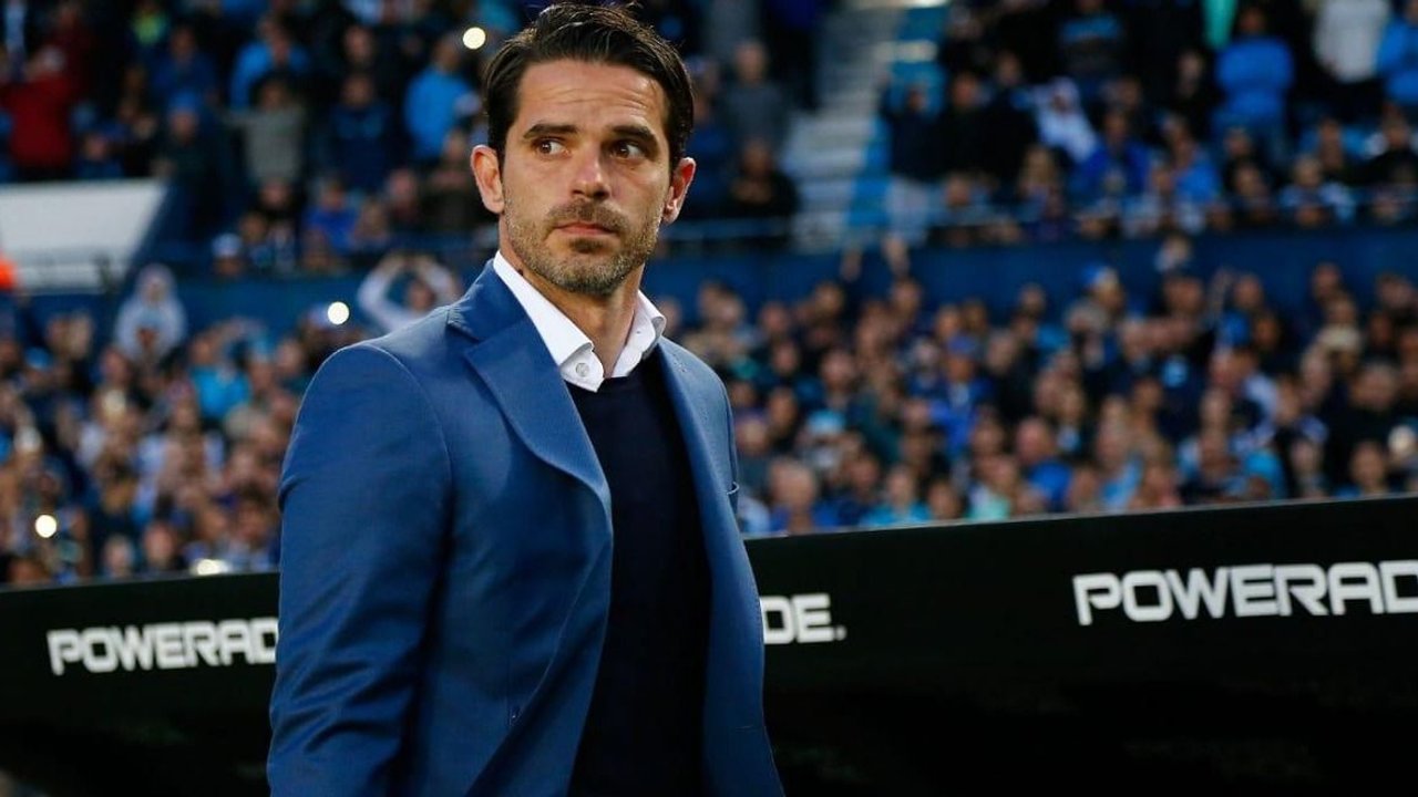 Fernando Gago Racing Club Nazareno Colombo
