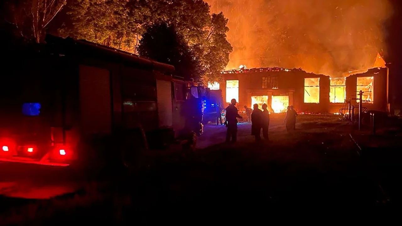Tres muertos en bombardeos en Ucrania mientras otro dron atacó Moscú