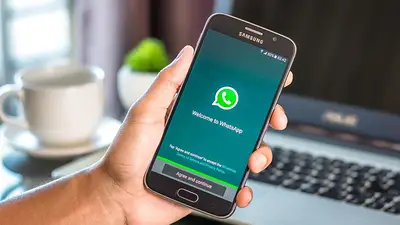 WhatsApp WhatsApp
