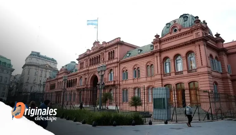 Sin euforia y con cautela, el Gobierno se desligó de la condena a Cristina Kirchner y criticó al PRO