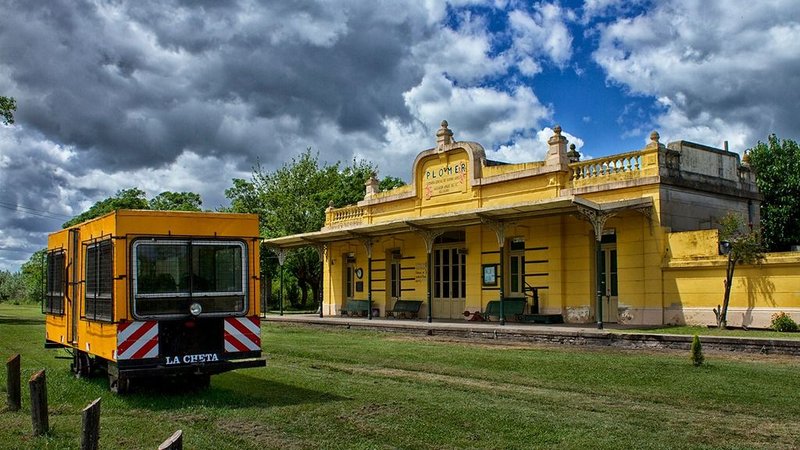 Plomer, estación