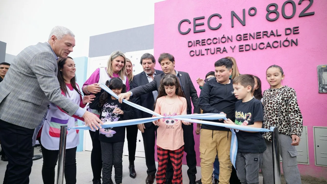 Una escuela por día: el plan de Kicillof hasta el 25 de septiembre