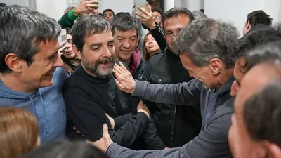 Fernando Moreira, intendente de San Martín: "Milei representa al que se vayan todos" Fernando Moreira, intendente de San Martín: "Milei representa al que se vayan todos"