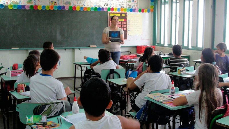 Ante la propuesta de Milei, Amnistía defiende a la ESI: "No disfraza a nadie"