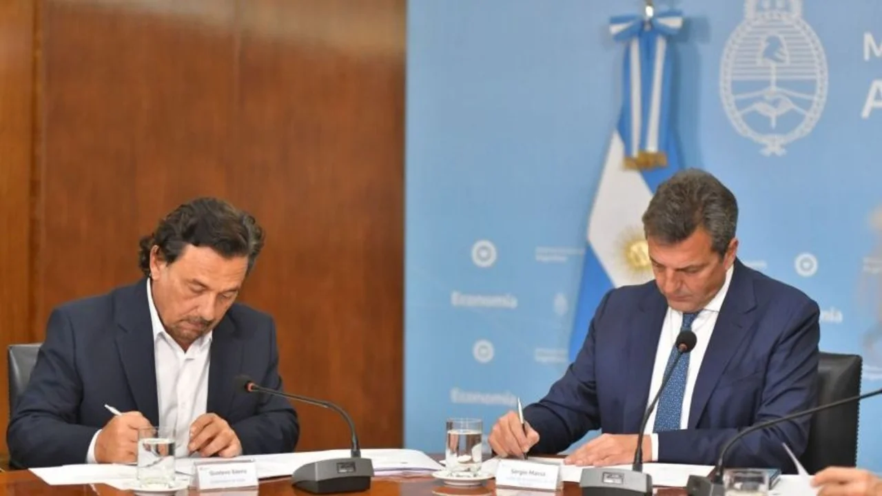 Gustavo Sáenz, gobernador de Salta, con Sergio Massa