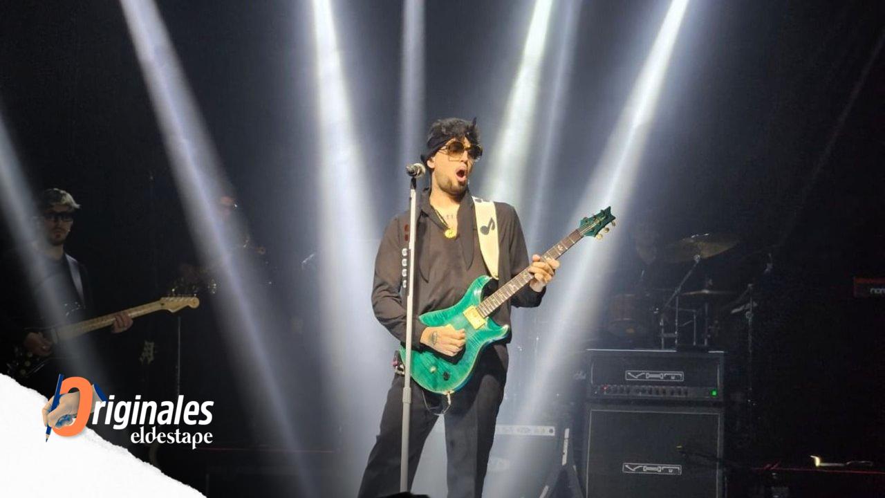 Show de Dante Spinetta en el Teatro Ópera de La Plata