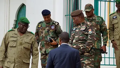 El gobierno de facto de Níger expulsa a embajadores de Francia, Alemania, EE.UU. y países africanos El gobierno de facto de Níger expulsa a embajadores de Francia, Alemania, EE.UU. y países africanos