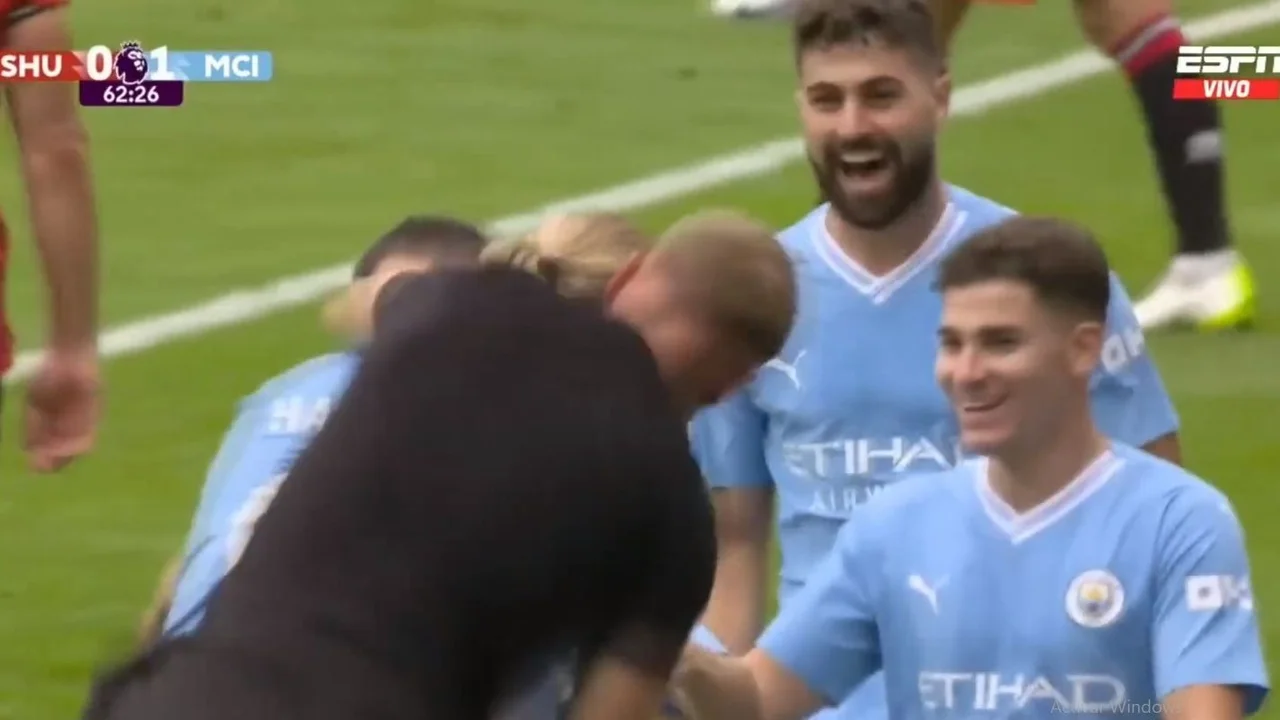 Julián Álvarez, Manchester City, Pep Guardiola, Premier League, deportes