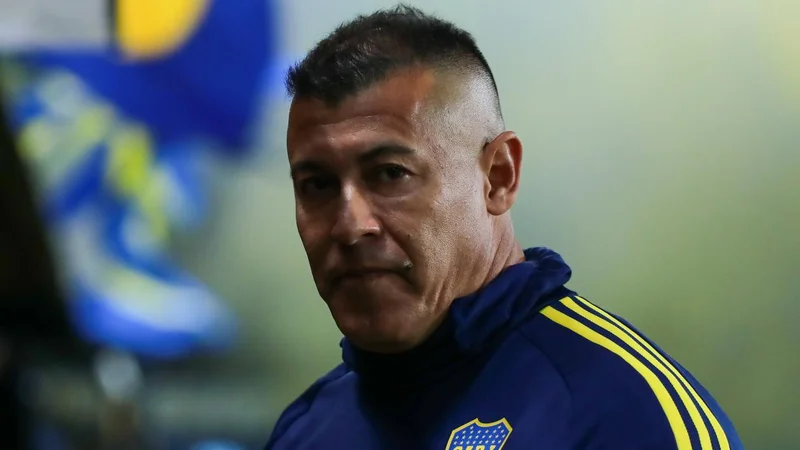 Almirón tomó una determinante decisión tras la derrota de Boca en Junín