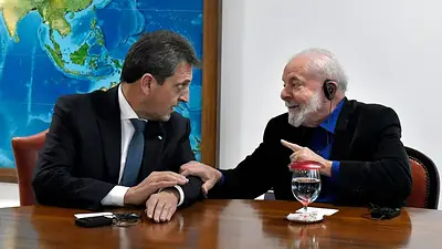 El Partido de los Trabajadores de Brasil respaldó a Massa para el balotaje de las elecciones 2023 El Partido de los Trabajadores de Brasil respaldó a Massa para el balotaje de las elecciones 2023