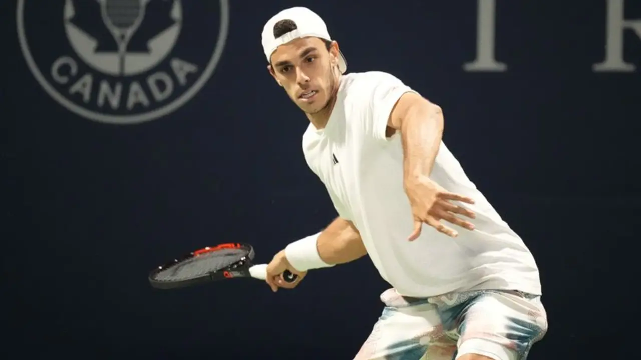 Los hermanos argentinos Cerúndolo pasan de ronda en el Abierto de EEUU