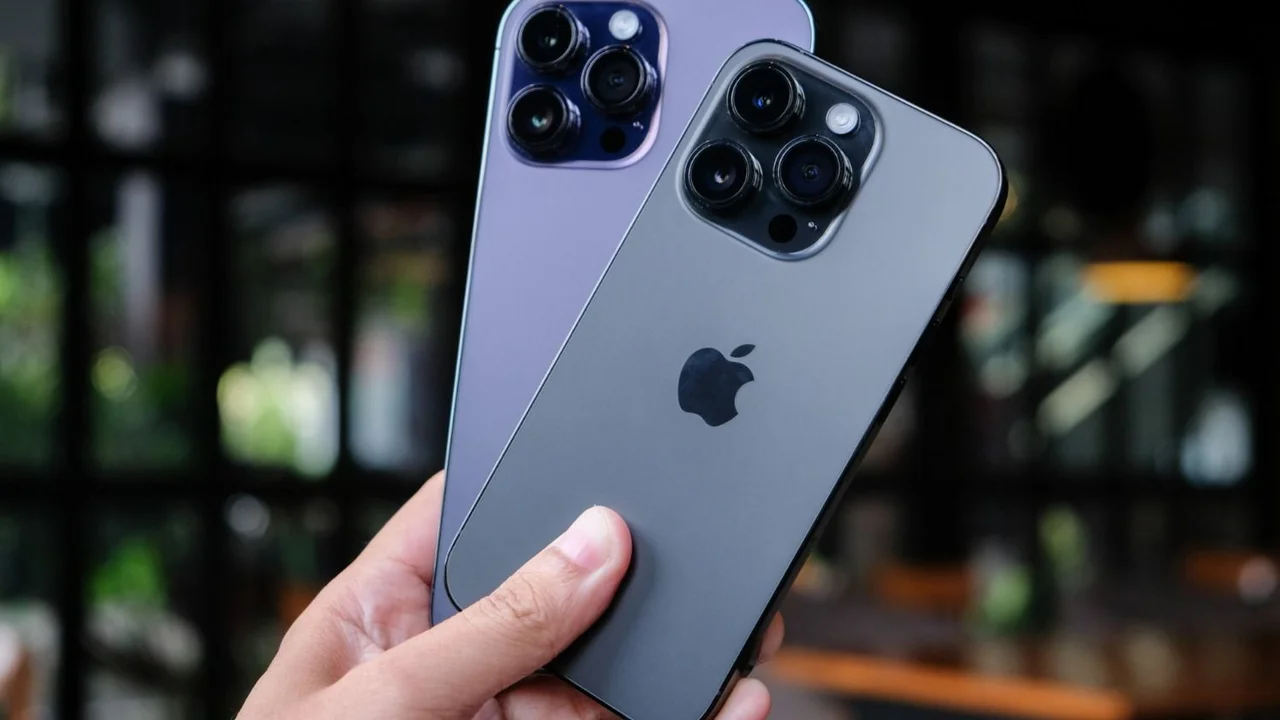 iPhone 15
