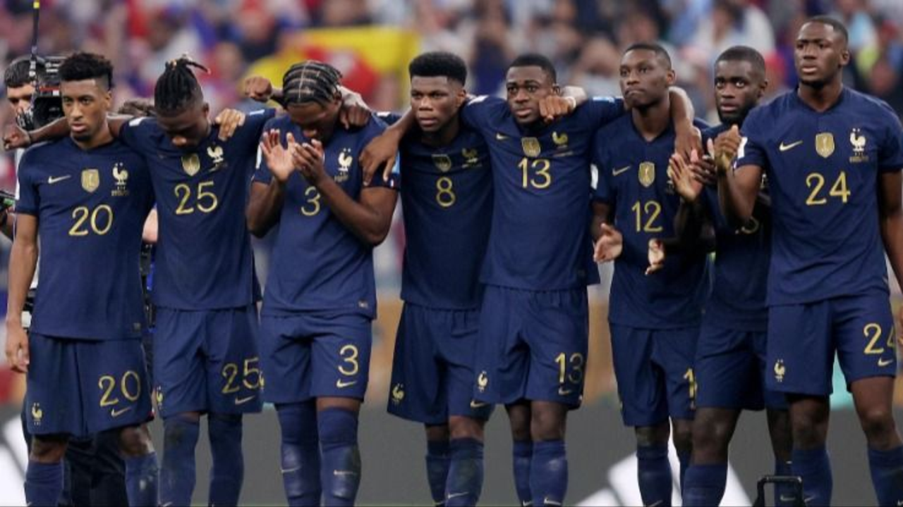 Un jugador de la Selección de Francia se metió en un escándalo con su club