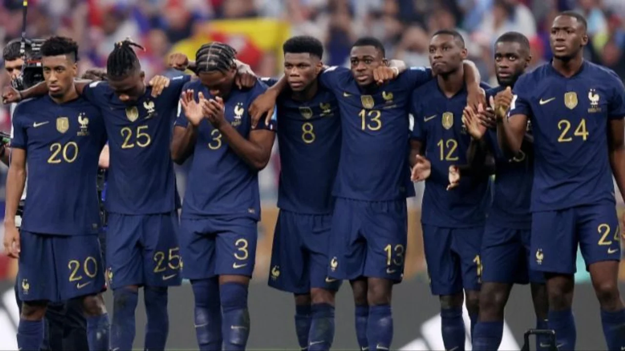 Un jugador de la Selección de Francia se metió en un escándalo con su club