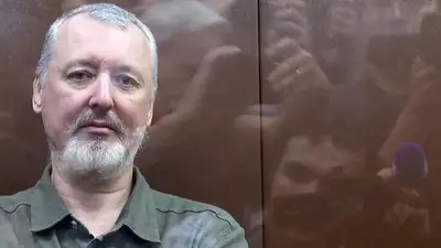 Igor Strelkov tras ser detenido y ser llevado a prisión. Yulia Morozova-Reuters Igor Strelkov tras ser detenido y ser llevado a prisión. Yulia Morozova-Reuters