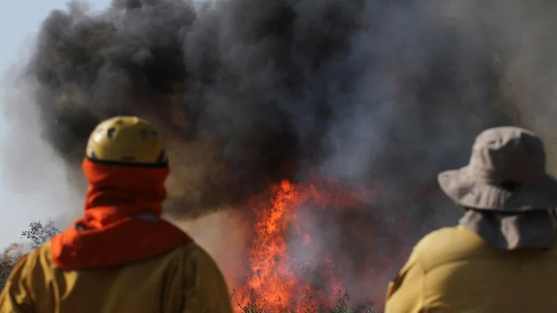 Bolivia lucha contra récord de incendios forestales y lo peor estaría por venir