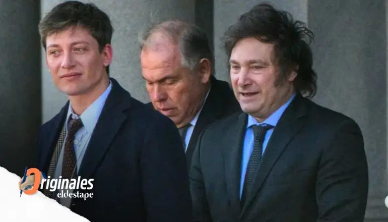 Milei, Santiago Caputo y los trolls van a fondo por el premio mayor: los 100 mil millones de pesos de la SIDE