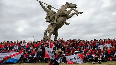 El Gobierno de Quintela apuesta al desarrollo del deporte en la provincia y dio inicio a los Juegos Riojanos Evita El Gobierno de Quintela apuesta al desarrollo del deporte en la provincia y dio inicio a los Juegos Riojanos Evita