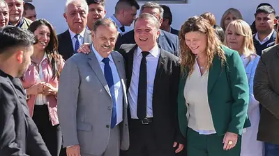 Ricardo Quintela firmó un convenio para reactivar y finalizar viviendas del Plan Angelelli: todos los detalles Ricardo Quintela firmó un convenio para reactivar y finalizar viviendas del Plan Angelelli: todos los detalles