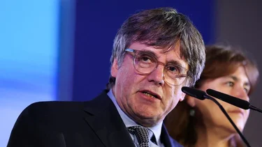 Puigdemont dice que vuelve a España y se enfrenta a una probable detención