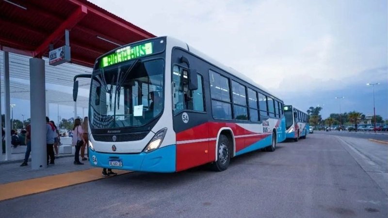 Transporte público: cómo logró La Rioja mantener el boleto más barato del país a pesar del ajuste de Milei